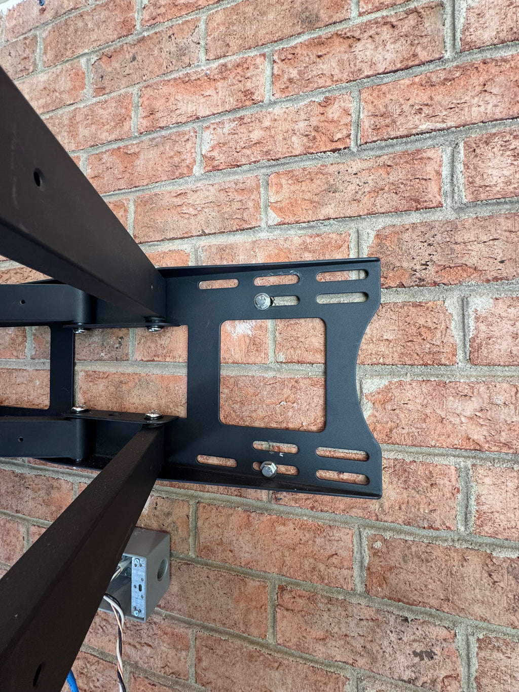 BEST TV mounting on Brick or Stone in Charlotte NC SoundAdvice.com